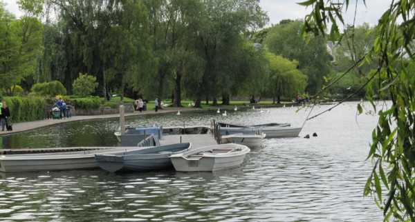 Boats on the canal